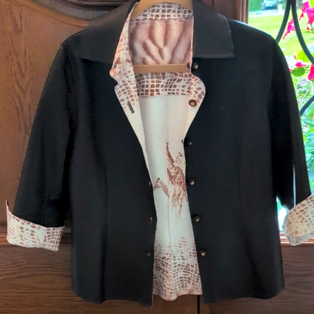 St. John Vintage 90s Reversible Leather Jacket. Size Small